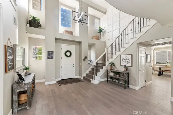 3926 Holly Springs, Corona, CA 92881