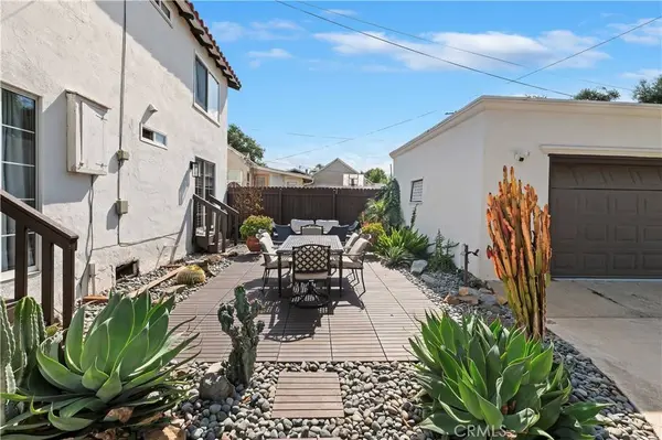 1124 S Vicentia, Corona, CA 92882