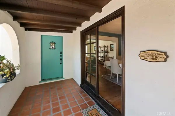 1124 S Vicentia, Corona, CA 92882