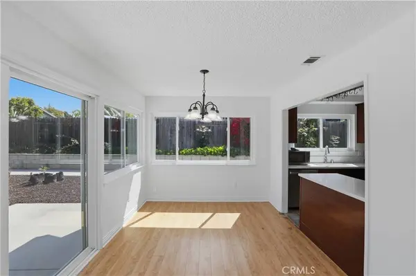 2097 Santa Barbara, Corona, CA 92882