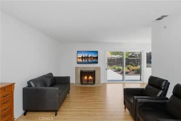 2097 Santa Barbara, Corona, CA 92882