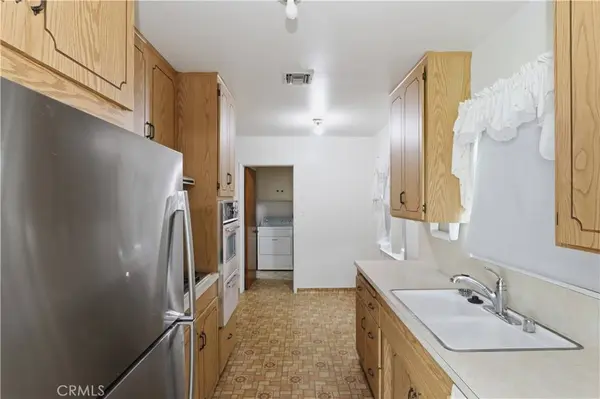 11214 Thrace, Whittier, CA 90604