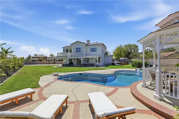 4241 Stonebriar, Corona, CA 92883