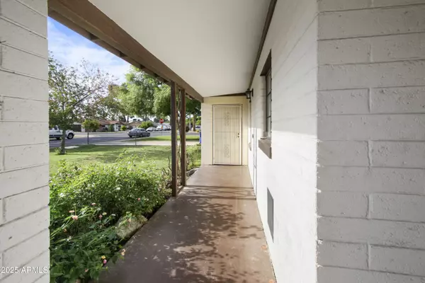 549 N Olive --, Mesa, AZ 85203