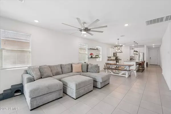 4535 W Hunter Trail, San Tan Valley, AZ 85144