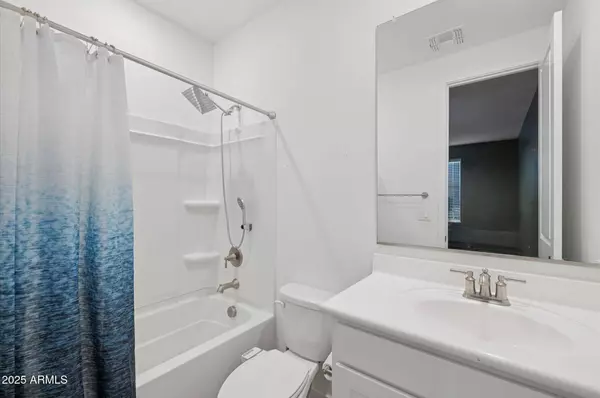 4535 W Hunter Trail, San Tan Valley, AZ 85144