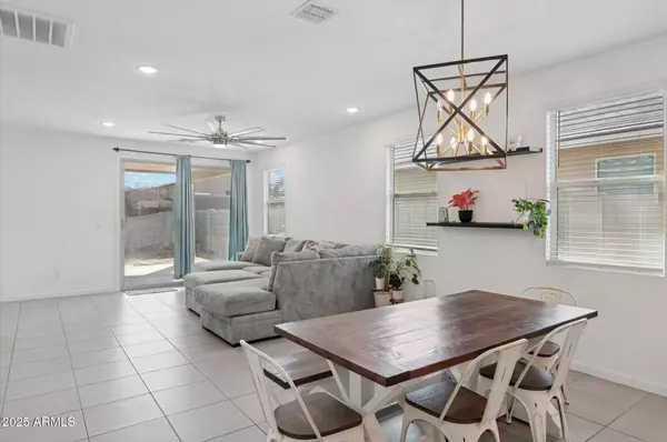 4535 W Hunter Trail, San Tan Valley, AZ 85144