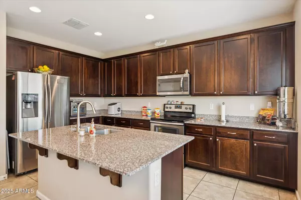 8619 E LAGUNA AZUL Avenue, Mesa, AZ 85209