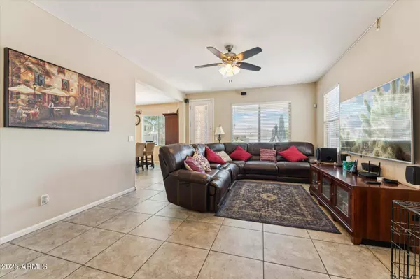 8619 E LAGUNA AZUL Avenue, Mesa, AZ 85209