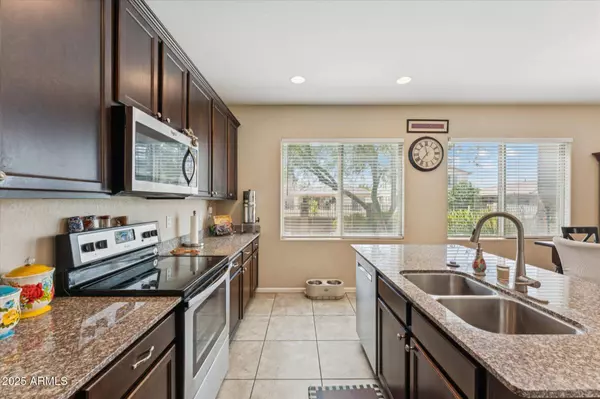 8619 E LAGUNA AZUL Avenue, Mesa, AZ 85209