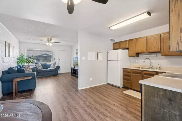 18218 N 24TH Avenue, Phoenix, AZ 85023