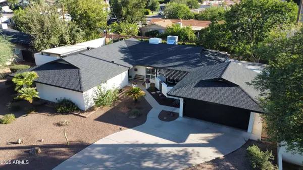 619 E VISTA Avenue, Phoenix, AZ 85020