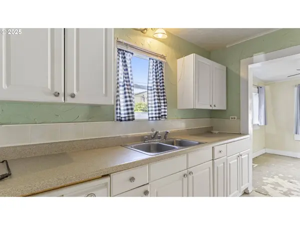 17291 SCALES AVE, Sandy, OR 97055