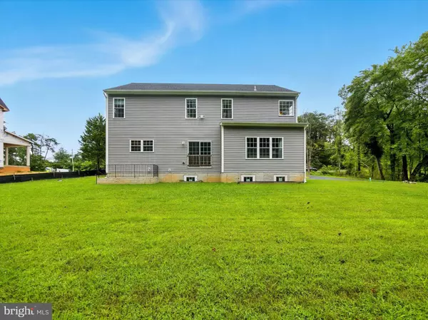 7432 RACE RD, Hanover, MD 21076