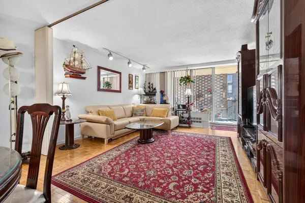 44 Washington #502, Brookline, MA 02445