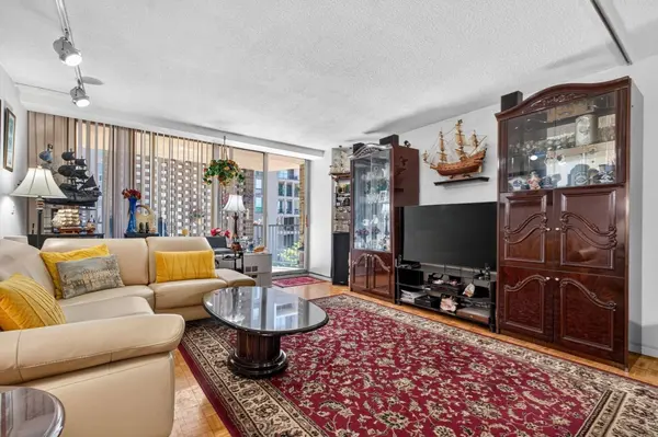 44 Washington #502, Brookline, MA 02445