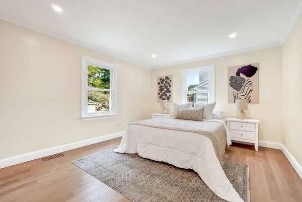 107 Woodley Ave, Boston, MA 02132