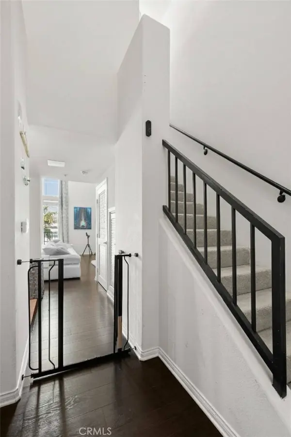 360 W Avenue 26 #401, Lincoln Heights, CA 90031