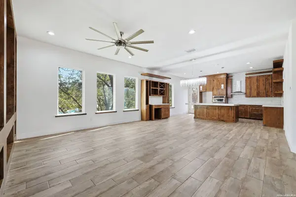 19402 Easy Oak, San Antonio, TX 78258