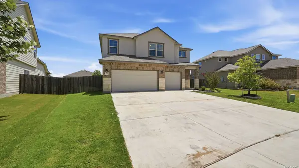 209 Sambar Main, Schertz, TX 78108