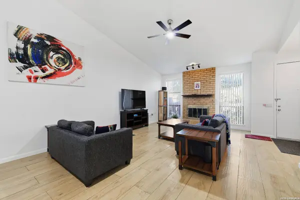 3828 barrington St UNIT 2, San Antonio, TX 78217
