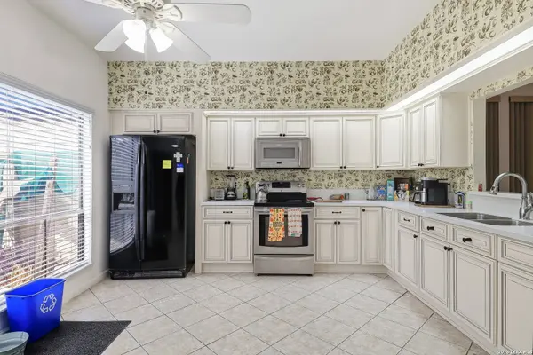 3828 barrington St UNIT 2, San Antonio, TX 78217