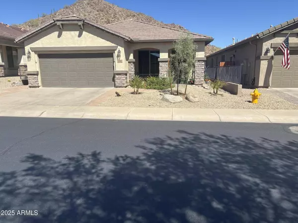307 W TWIN PEAKS Parkway, San Tan Valley, AZ 85143