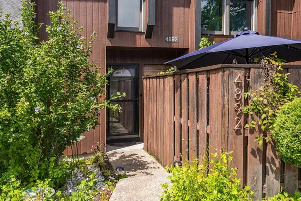 4892 Clearfork Lane, Westerville, OH 43081