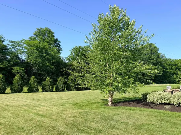 6409 Brookview Manor Drive, Galena, OH 43021