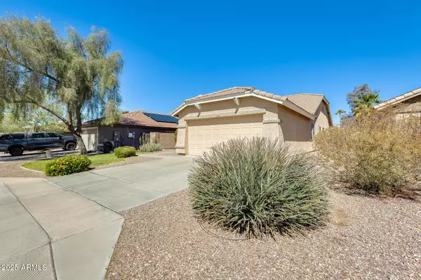 13536 W PECK Drive, Litchfield Park, AZ 85340