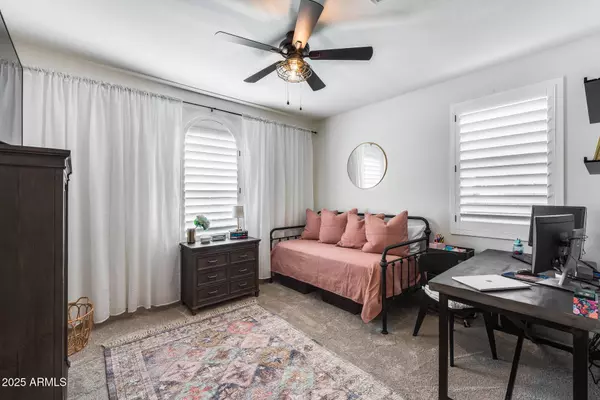 9742 W LOS GATOS Drive, Peoria, AZ 85383