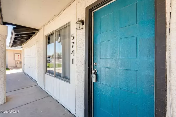 5741 W LIBBY Street, Glendale, AZ 85308