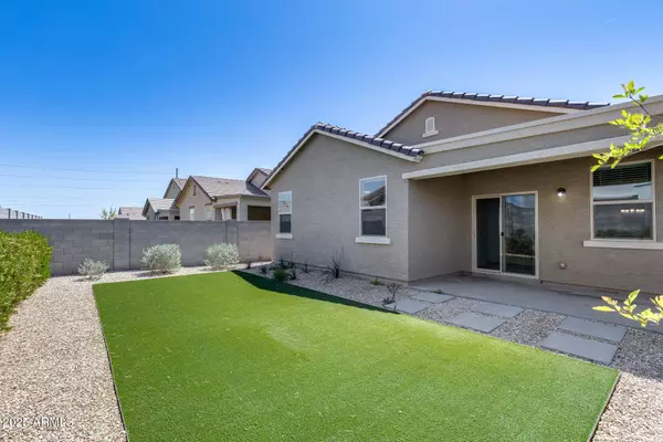 17036 W DIANA Avenue, Waddell, AZ 85355