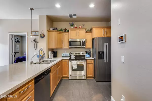 4539 W BEAUTIFUL Lane, Laveen, AZ 85339