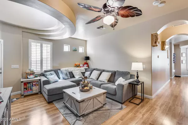 4539 W BEAUTIFUL Lane, Laveen, AZ 85339