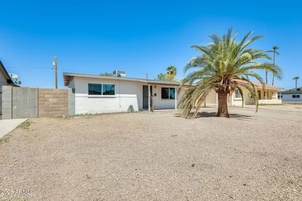 3306 W LUPINE Avenue, Phoenix, AZ 85029