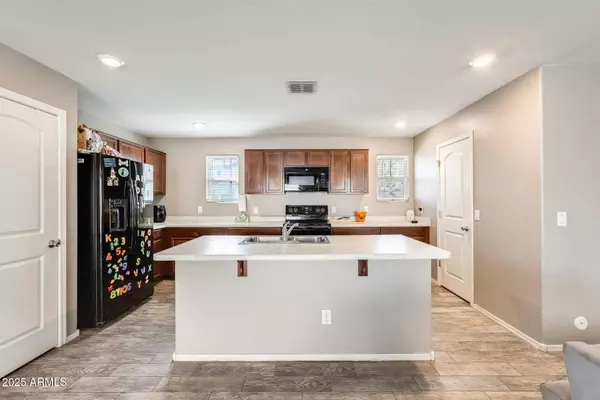 16562 W SIERRA Street, Surprise, AZ 85388