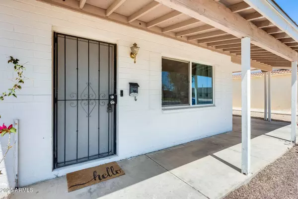 3306 W LUPINE Avenue, Phoenix, AZ 85029