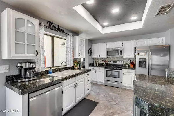 6214 W SANDRA Terrace, Glendale, AZ 85306