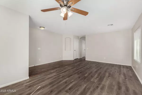 21087 N MAC NEIL Street, Maricopa, AZ 85138