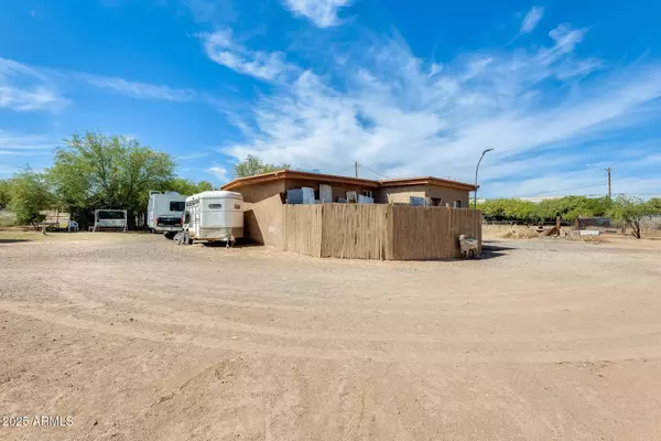 8014 S 56TH Avenue, Laveen, AZ 85339