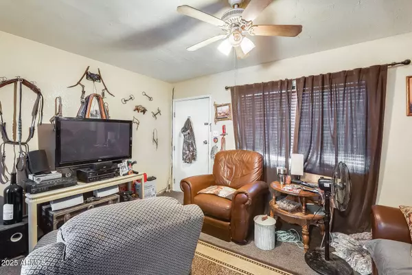 8014 S 56TH Avenue, Laveen, AZ 85339