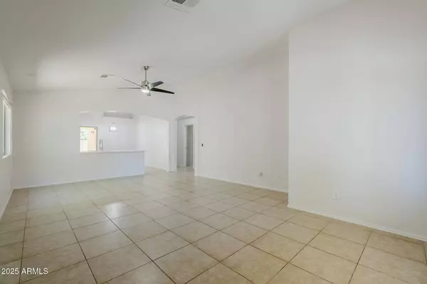 17953 N LETTERE Circle, Maricopa, AZ 85138