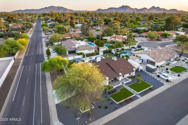 5975 E LARKSPUR Drive, Scottsdale, AZ 85254