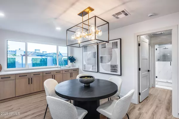 8117 E LEWIS Avenue, Scottsdale, AZ 85257