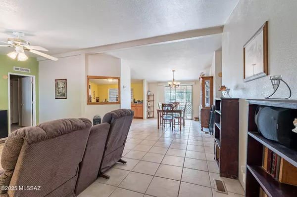 11241 N Paseo Alejandro, Marana, AZ 85653