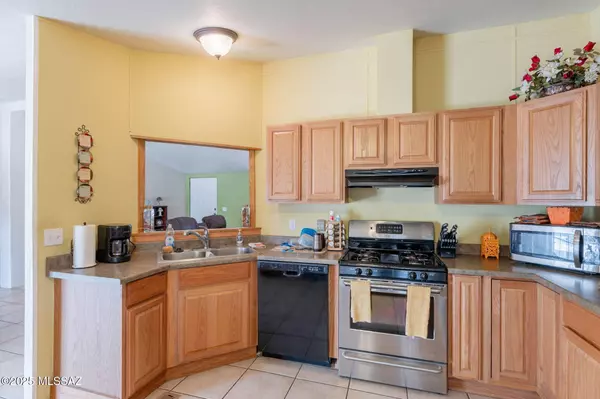 11241 N Paseo Alejandro, Marana, AZ 85653