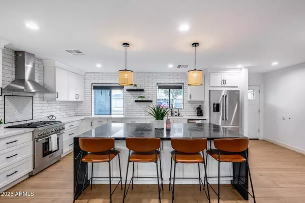 1609 W STATE Avenue, Phoenix, AZ 85021