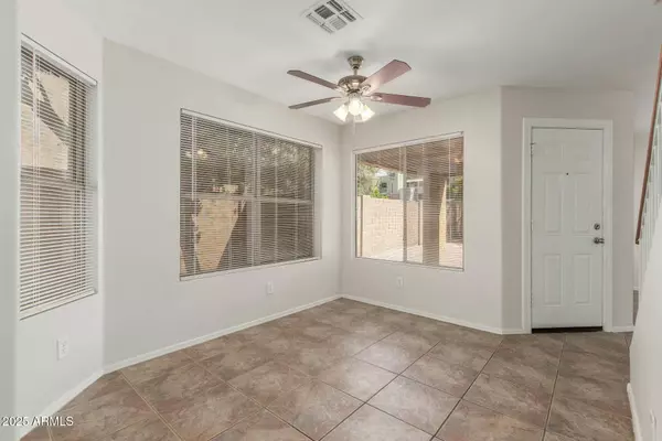 21621 N 48TH Place, Phoenix, AZ 85054