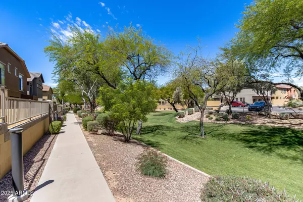 2250 E DEER VALLEY Road #24, Phoenix, AZ 85024